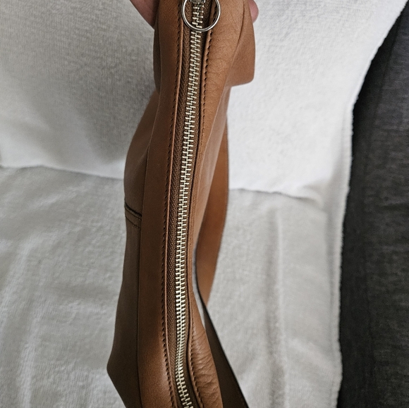 Coach Metro Leather Hippie Shoulder Bag - Picture 10 of 16